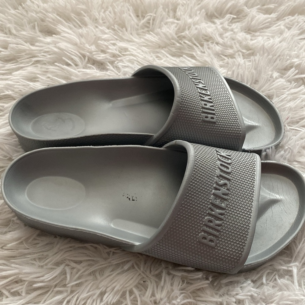 Birkenstock silver slip on’s sz 38 - Picture 3 of 9